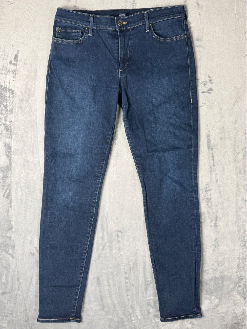 True Religion Halle Women's 30 Mid Rise Super Skinny Jeans Dark Wash Denim